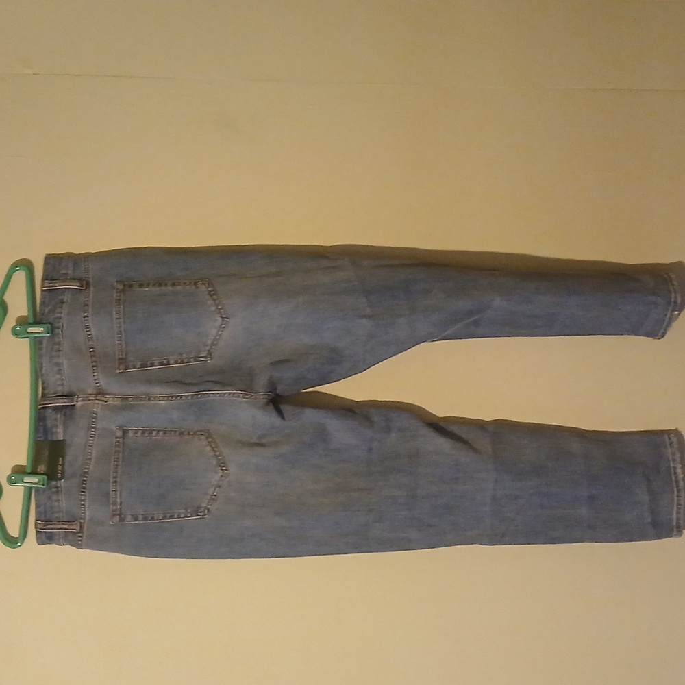 NWT Wild Fable High- Rise Moms Jeans Size 14 - Picture 3 of 3